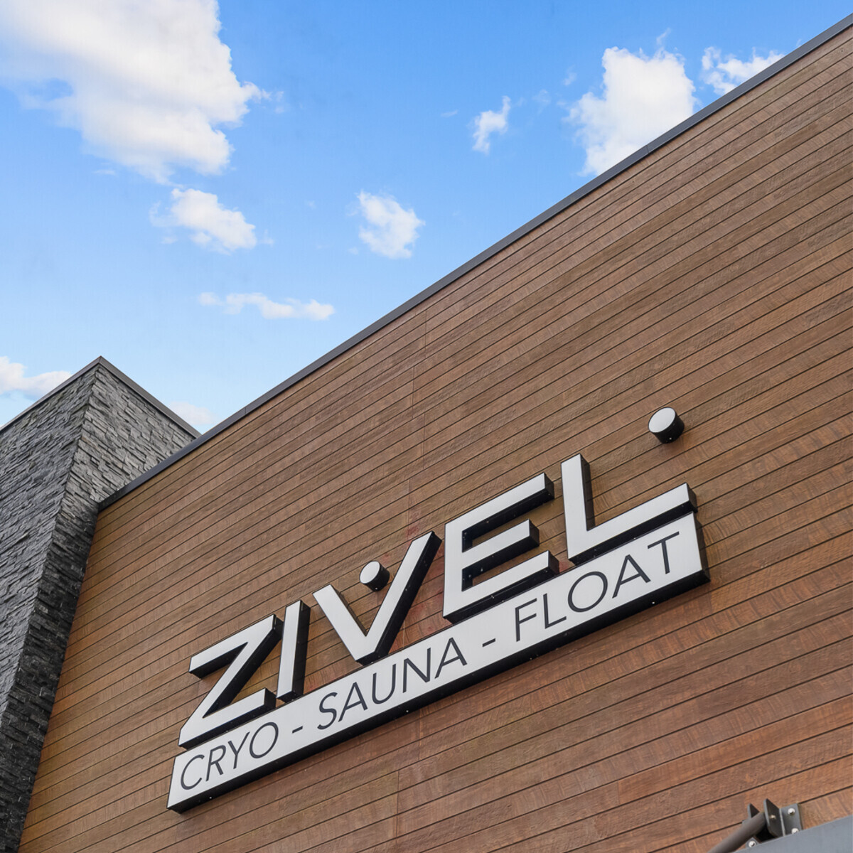 A recovery suite at Palm Coast Zivel